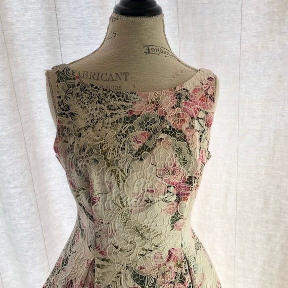 Adriana Papell Sleeveless Dress - Picture 4 of 14